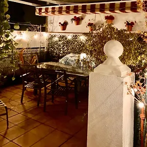 maravilloso-apartamento-en-el-centro-con-terraza-de.es-andalucia.com/